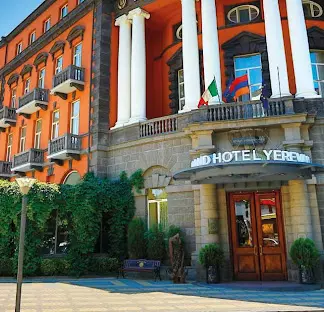 گرند هتل ایروان